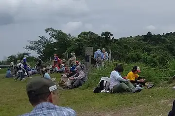 ゴルフ場脇の広場