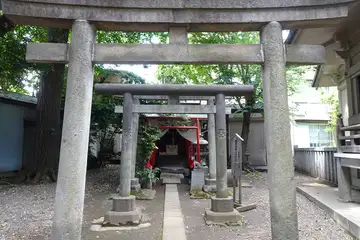 上目黒氷川神社の稲荷神社