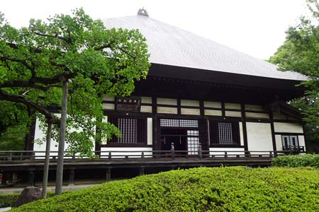 東京都世田谷区・浄真寺の本堂（龍護殿）