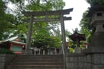 六所神社の石鳥居