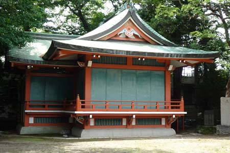 東京都世田谷区・六所神社の神楽殿