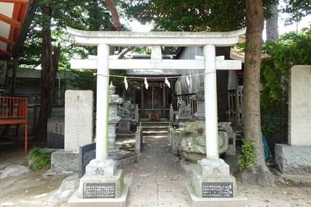 東京都世田谷区・六所神社の摂社