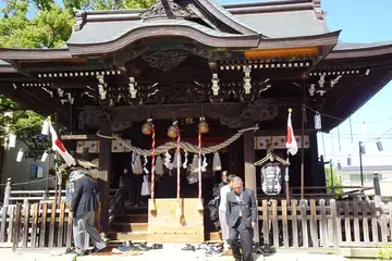 溝の口神社の拝殿