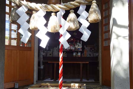 川崎市高津区・溝の口神社の稲荷社
