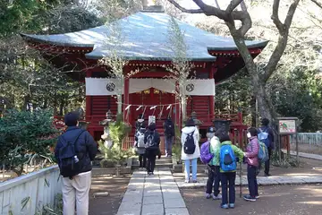 薬王院の奥ノ院
