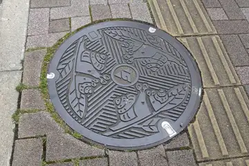 秦野市のマンホール