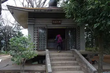 弘法山山頂の釈迦堂
