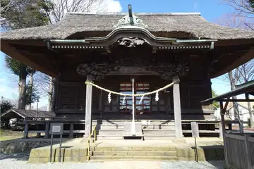 高部屋神社の拝殿