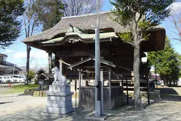 高部屋神社の拝殿