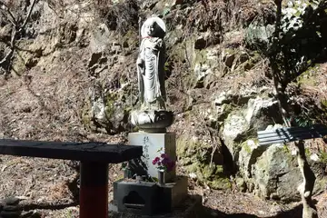 子の権現の教育地蔵