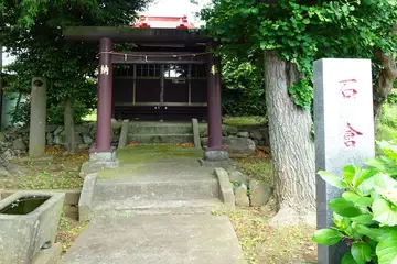 石倉神社の社殿