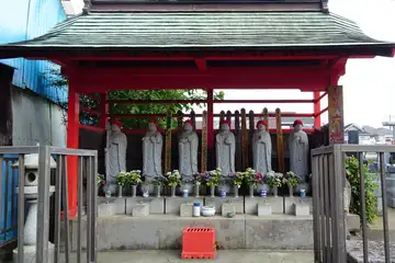 赤羽根六地蔵堂
