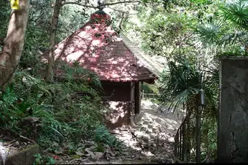 顕鏡寺の大師堂