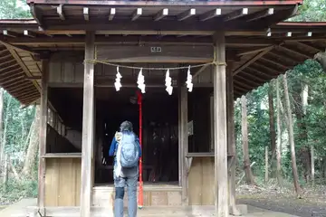 箱根ヶ崎浅間神社の拝殿