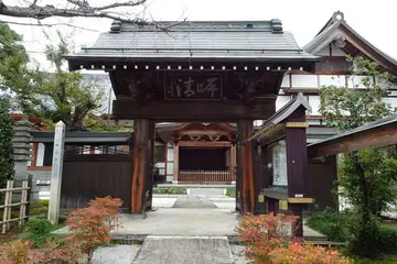 禅昌寺の山門