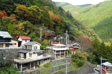 境の集落