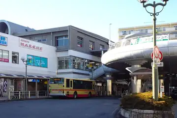 秦野駅