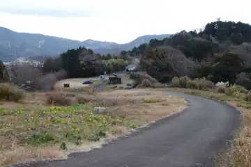 河村城の馬遣戸に駐車場