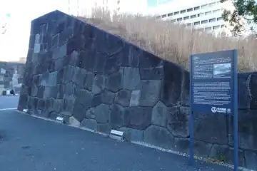 常盤橋門