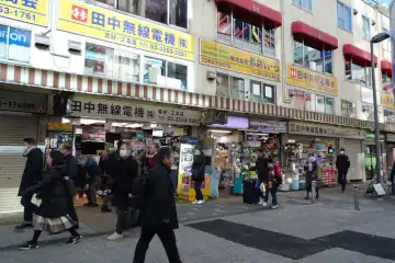 秋葉原のラジオ店街