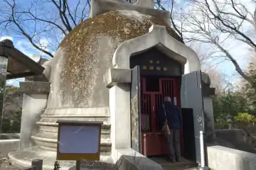 上野公園の大佛パゴダ