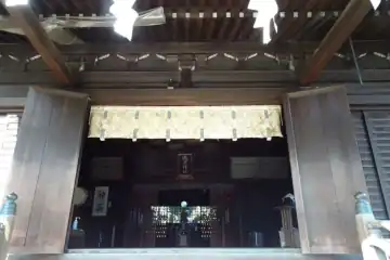 諏方神社の拝殿