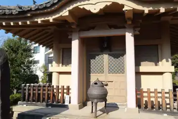 与楽寺の関東大震災の慰霊堂