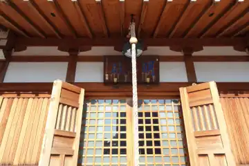 東覚寺の明王殿に扁額