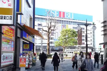 店を閉じた西武池袋