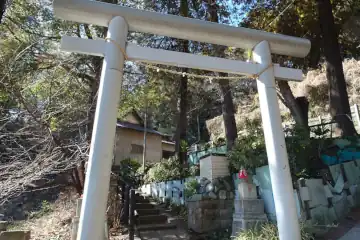 八太神社の石鳥居