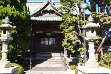 泉澤寺の本堂