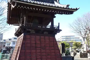 泉澤寺の鐘楼