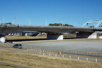 多摩川の河川敷