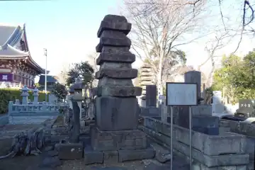 池上本門寺の前田利家側室の層塔