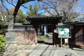 連光寺の山門