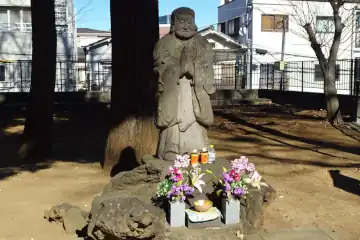 雑司ヶ谷鬼子母神の鬼子母神像