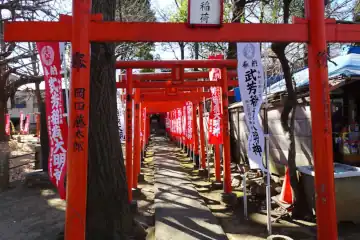 雑司ヶ谷鬼子母神の武芳稲荷の鳥居
