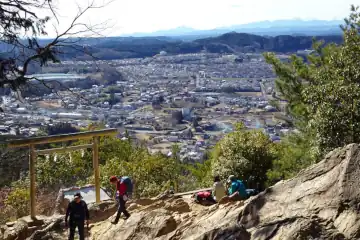 日和田山の二の鳥居