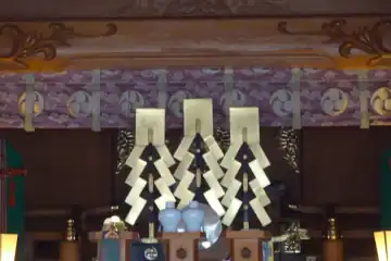 青渭神社の拝殿の内陣