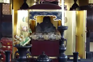 太宗寺の不動堂に七福神の布袋尊像