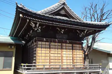 春日神社の神楽殿