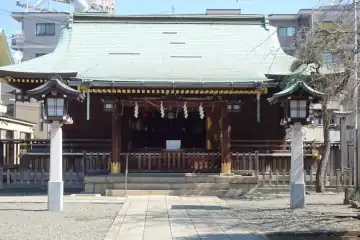 春日神社の拝殿
