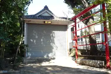 熊野神社の神輿蔵