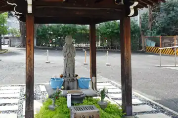 覚林寺の水掛地蔵