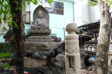 等覚寺の小さなお釈迦様
