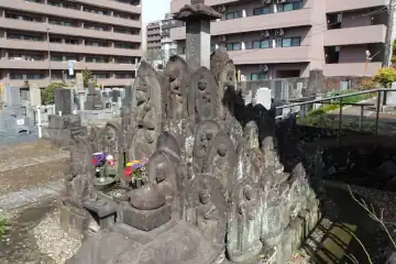願海寺の石仏