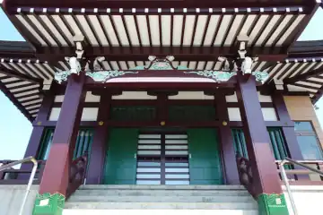 真英寺の本堂
