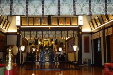 須賀神社の拝殿