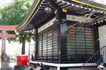 須賀神社の舞殿