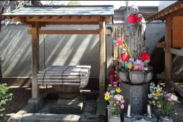 本牲寺の水子地蔵